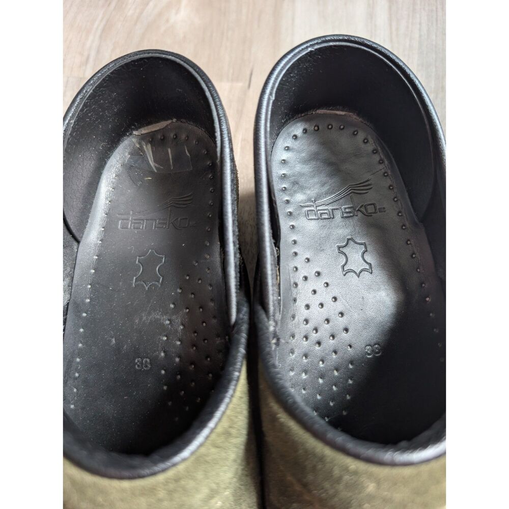 Dansko Professional Clogs in Olive Green Suede, Size 38 (S2) - Picture 9 of 9
